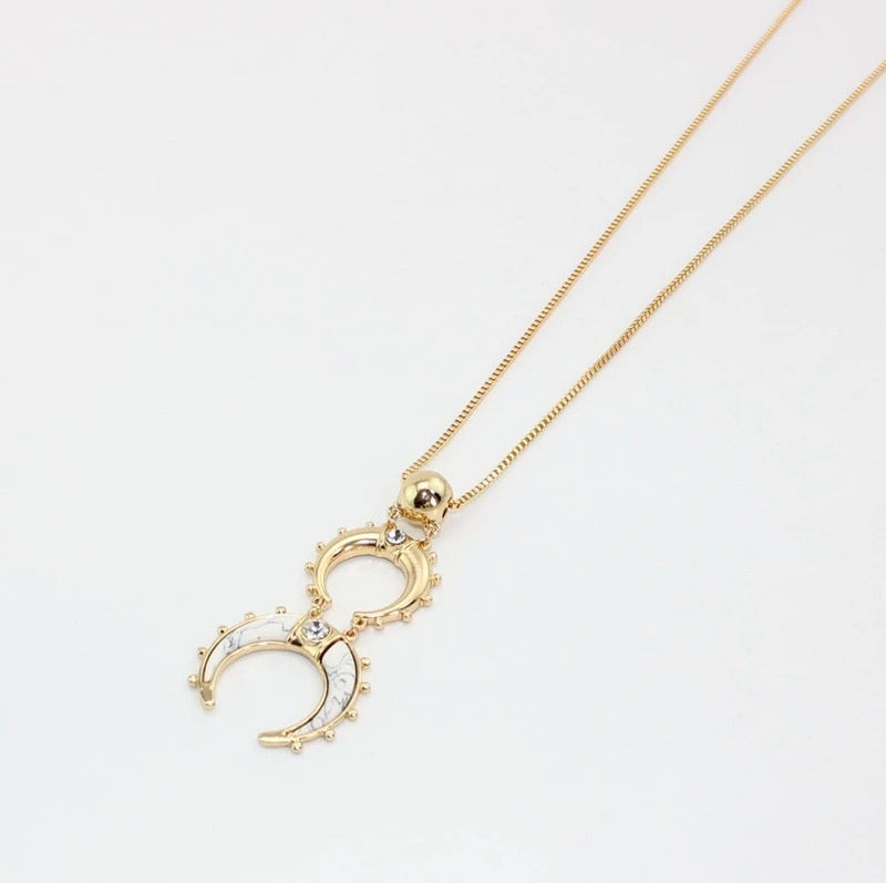 Double Horse Shoe Marble Chain