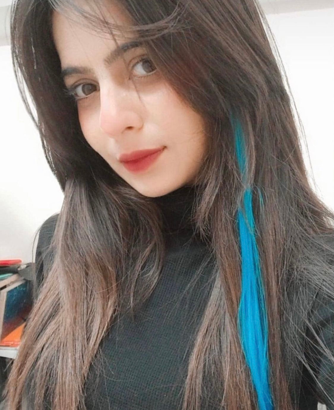 TURQUOISE BLUE STREAKS