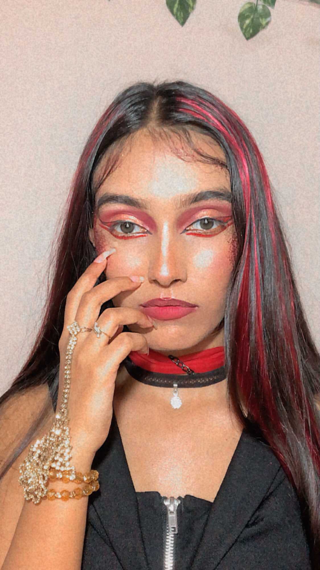 BURGUNDY STREAKS