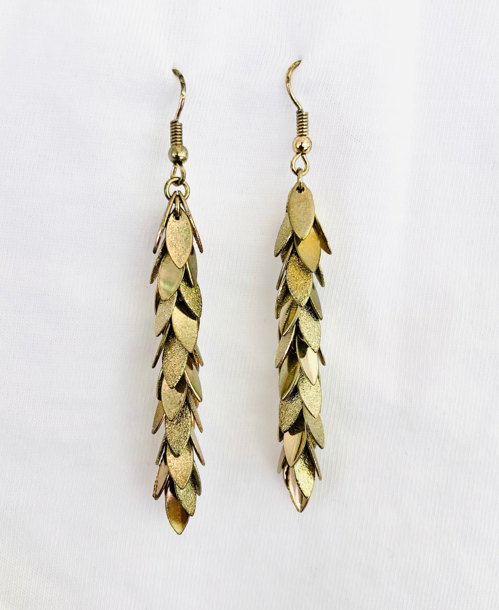 Leaf dangle earrings deals