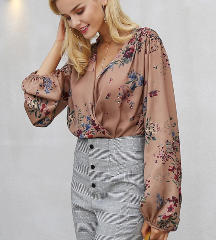 BODYSUIT WITH CROSSOVER NECKLINE AND BOW